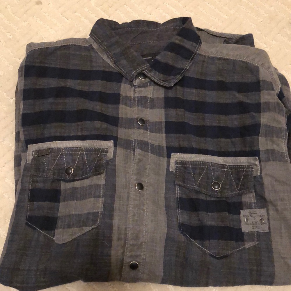 Men’s long sleeve snap shirt